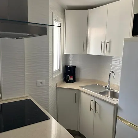 Stylish Los Cristianos Apartment * לוס כריסטיאנוס