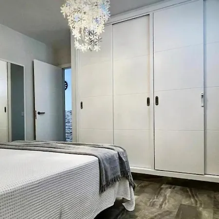 Stylish Los Cristianos Apartment * لوس كريستيانوس