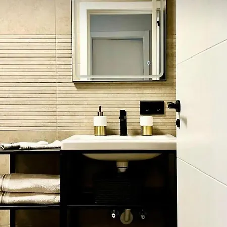 Stylish Los Cristianos Apartment شقة لوس كريستيانوس